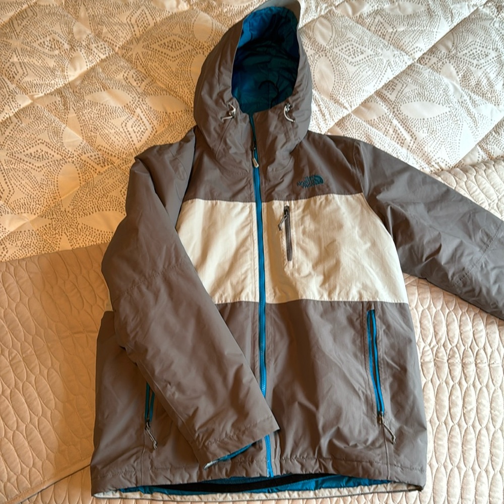 North Face Jacket (Gray/Blue).